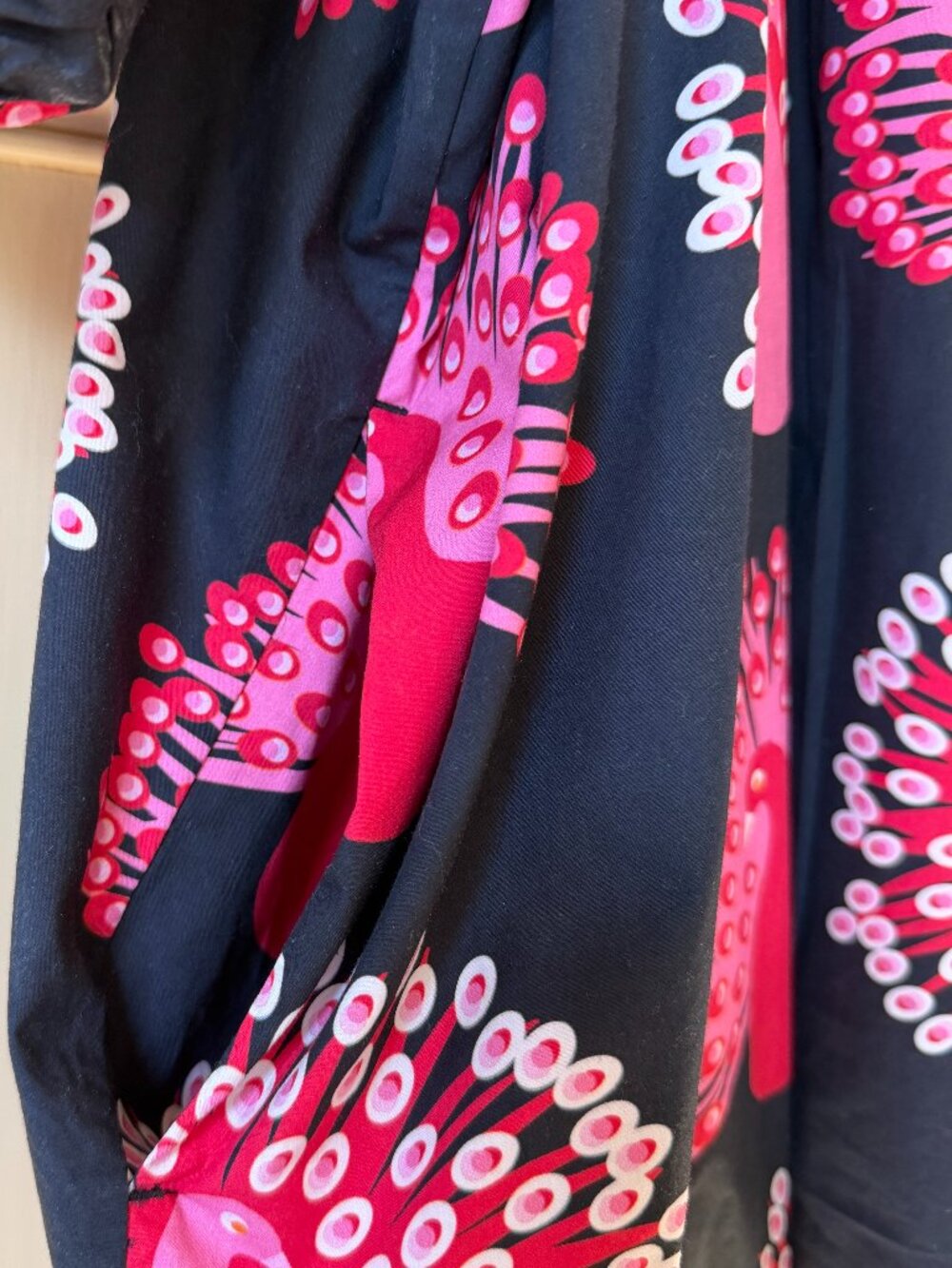 Frances Valentine- Zonda Peacock Printed Cotton Scoop-Neck Puff-Sleeve Top - Picture 7 of 9